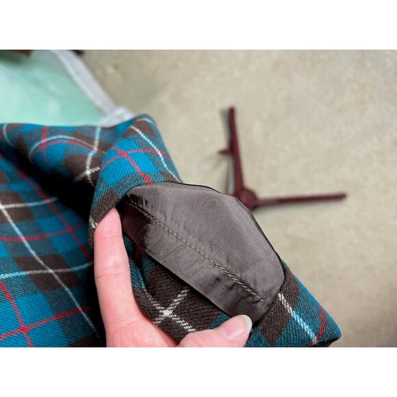 Pendleton wool plaid knee length skirt green brown red - Picture 8 of 10